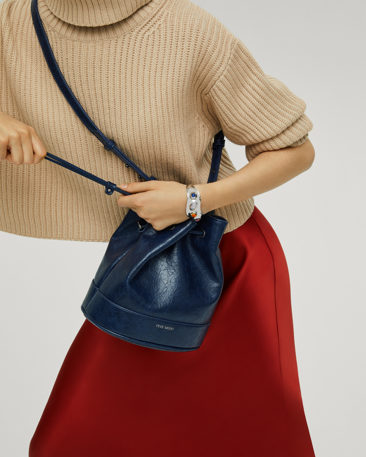 Amber Vegan Leather Bucket Bag (4 Colours)