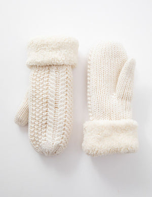 Cable Knit Mittens With Fleece