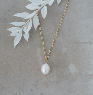 Veda Pearl Necklace