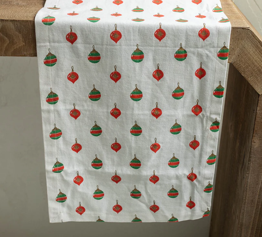 Table Runner - Ornaments