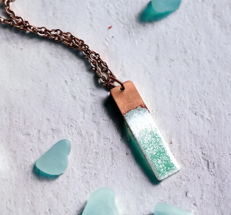 Seafoam Bar Necklace