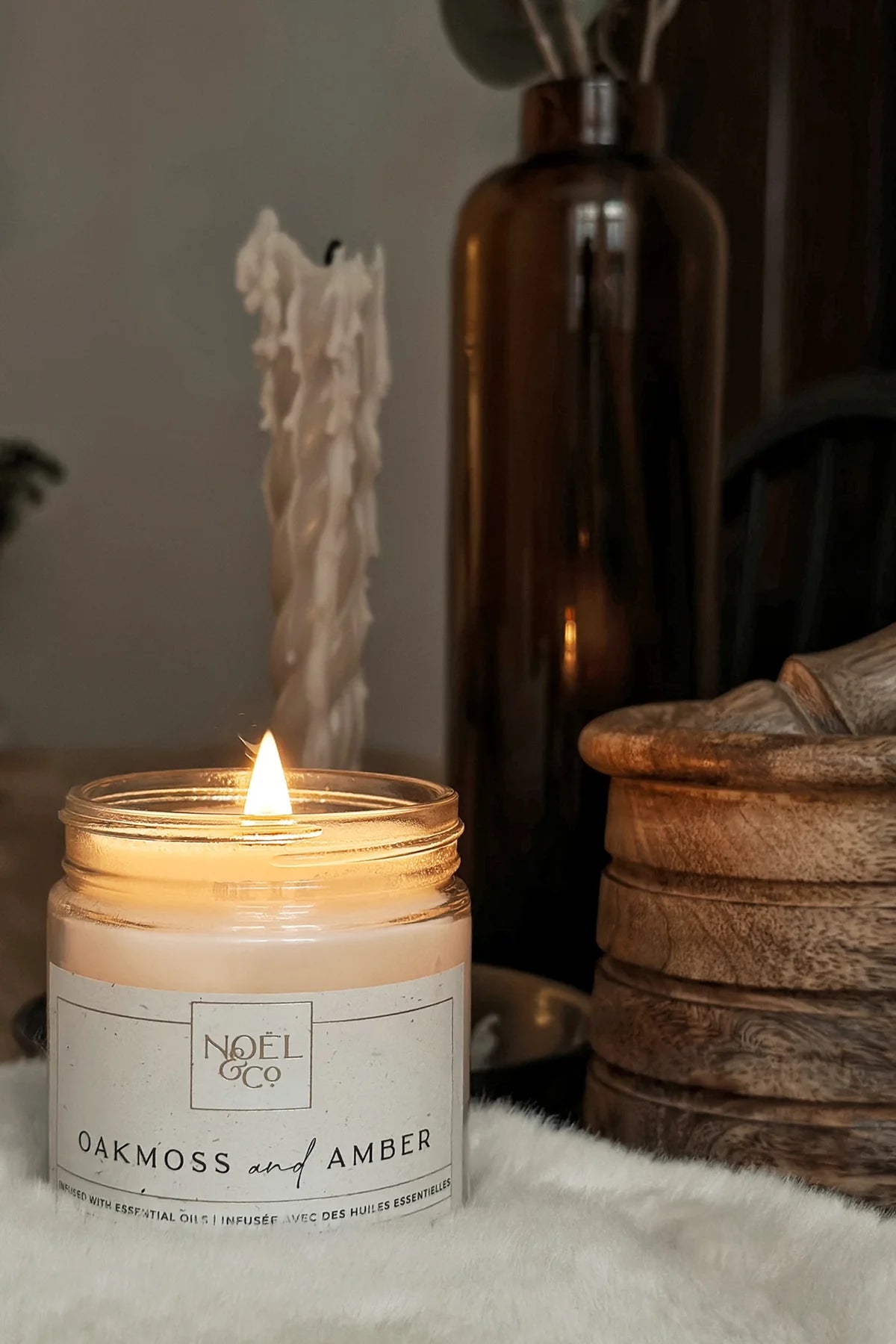 Oakmoss & Amber Candle | Noël & Co.