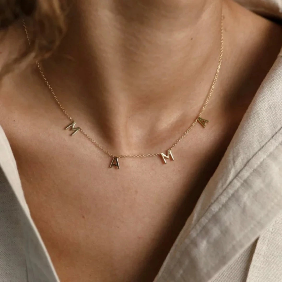 Mama 2025 necklace gold